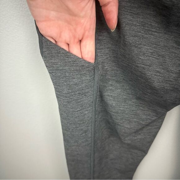 Athleta Grey Ultimate Stash Pocket 7/8 Tight Leggings Size Small Athletic - Picture 5 of 16